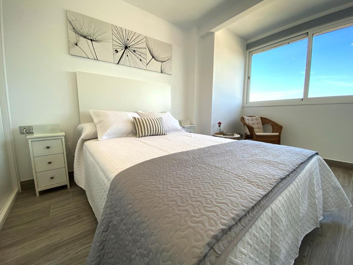 Residencial Santa Justa - Vacacional Sevilla エクステリア 写真