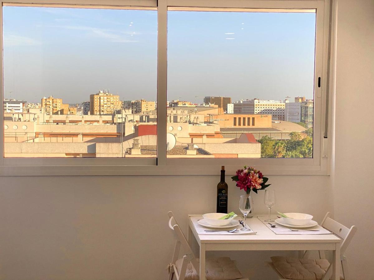 Residencial Santa Justa - Vacacional Sevilla エクステリア 写真