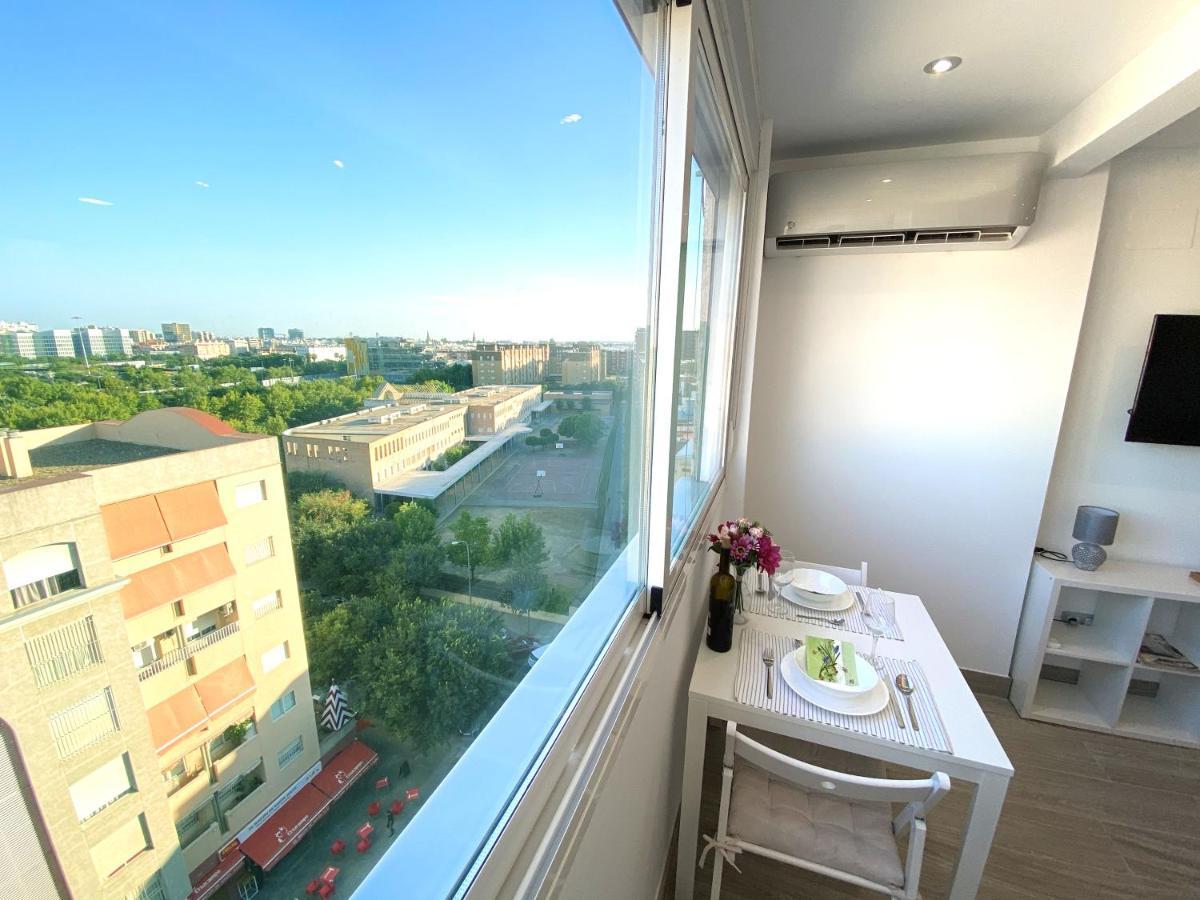 Residencial Santa Justa - Vacacional Sevilla エクステリア 写真